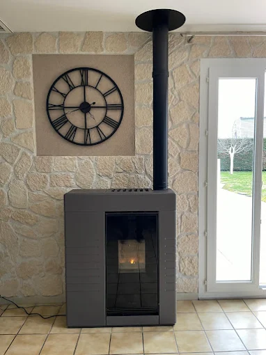 Installation d'un poêle à granulés par Le Confort du Feu à Muret