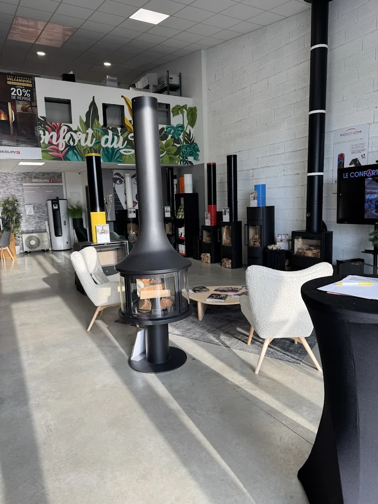 Intérieur magasin Le confort du feu à Muret